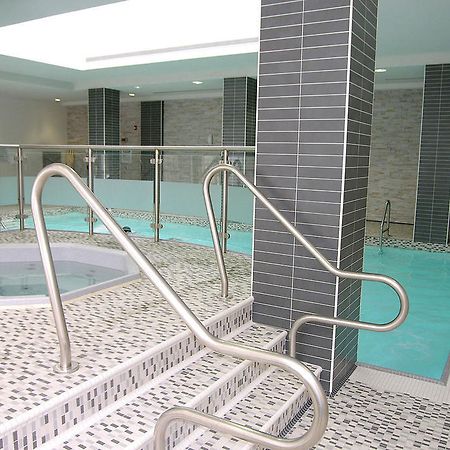 Napa Furnished Rental Apartments Square One ミシサガ エクステリア 写真