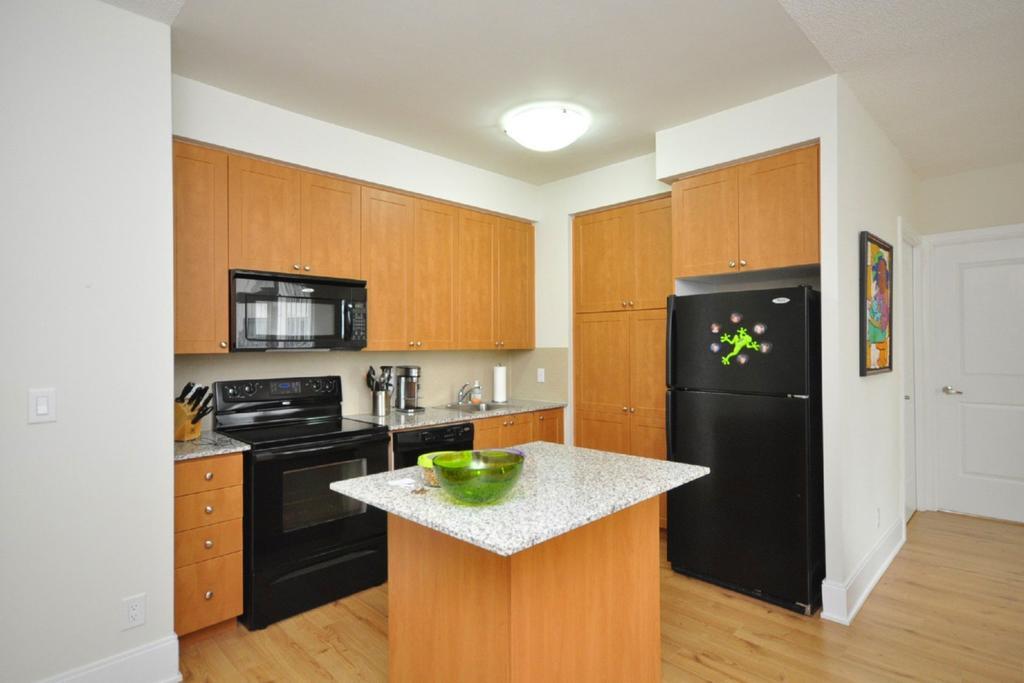 Napa Furnished Rental Apartments Square One ミシサガ 部屋 写真