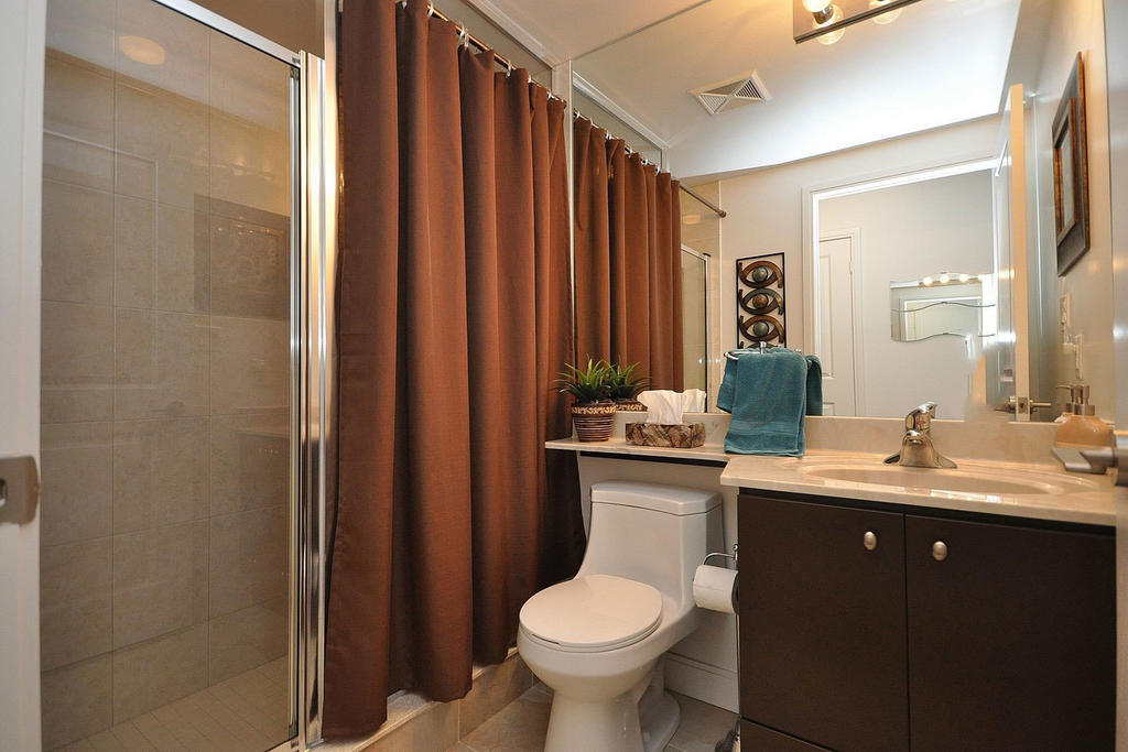 Napa Furnished Rental Apartments Square One ミシサガ 部屋 写真