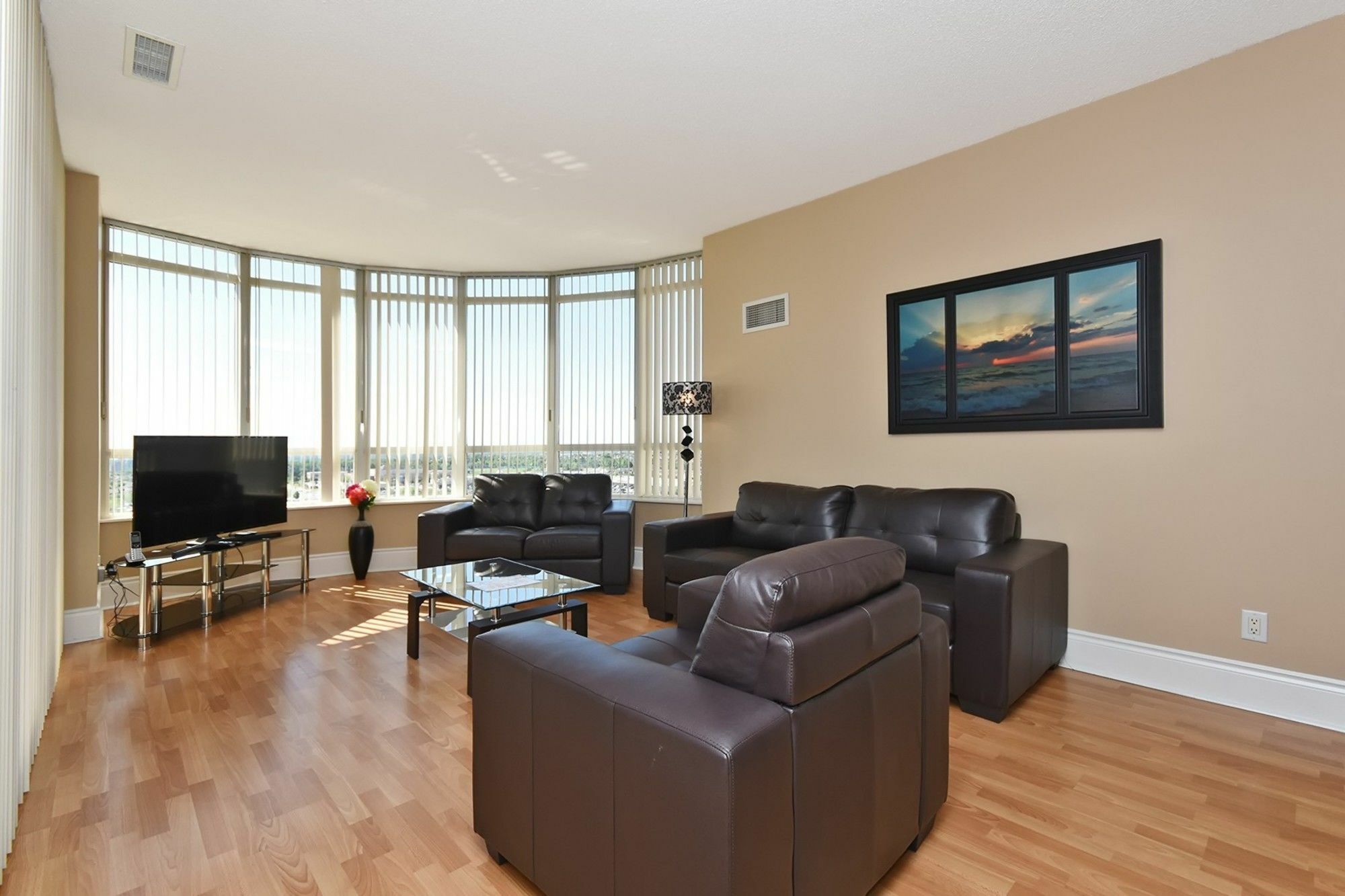 Napa Furnished Rental Apartments Square One ミシサガ エクステリア 写真